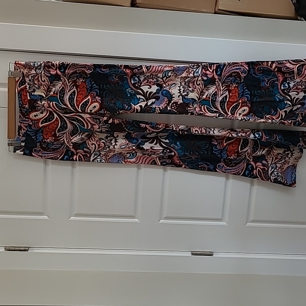 Shosho flare soft yoga pants. L/XL